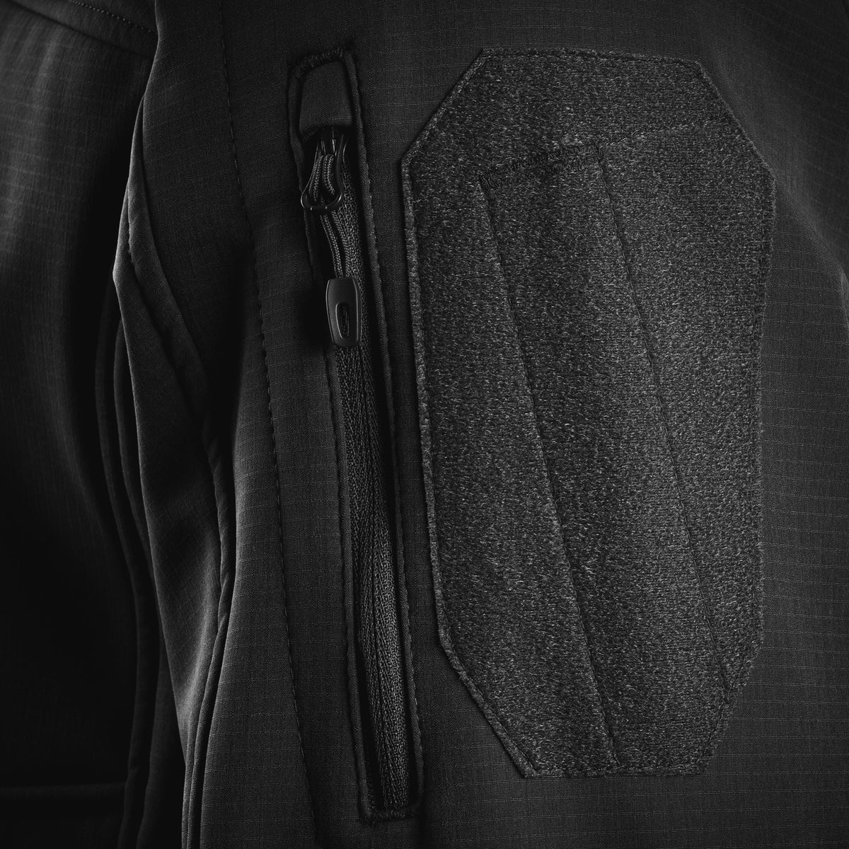 STOIRM Tactical Softshell Jacket - Black