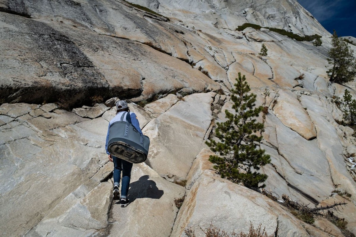 YETI® Sac de transport Camino® Carryall 50 Storm Grey