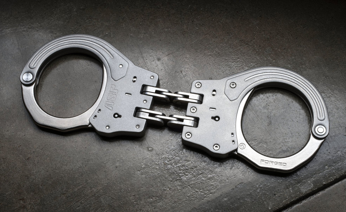 Menottes ASP Sentry avec articulation en acier