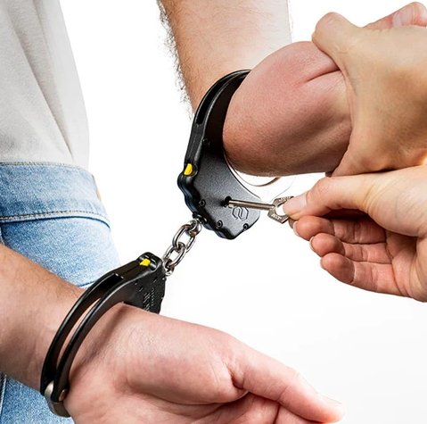 ASP Menottes Ultra Plus Cuff avec chaîne en acier, noir