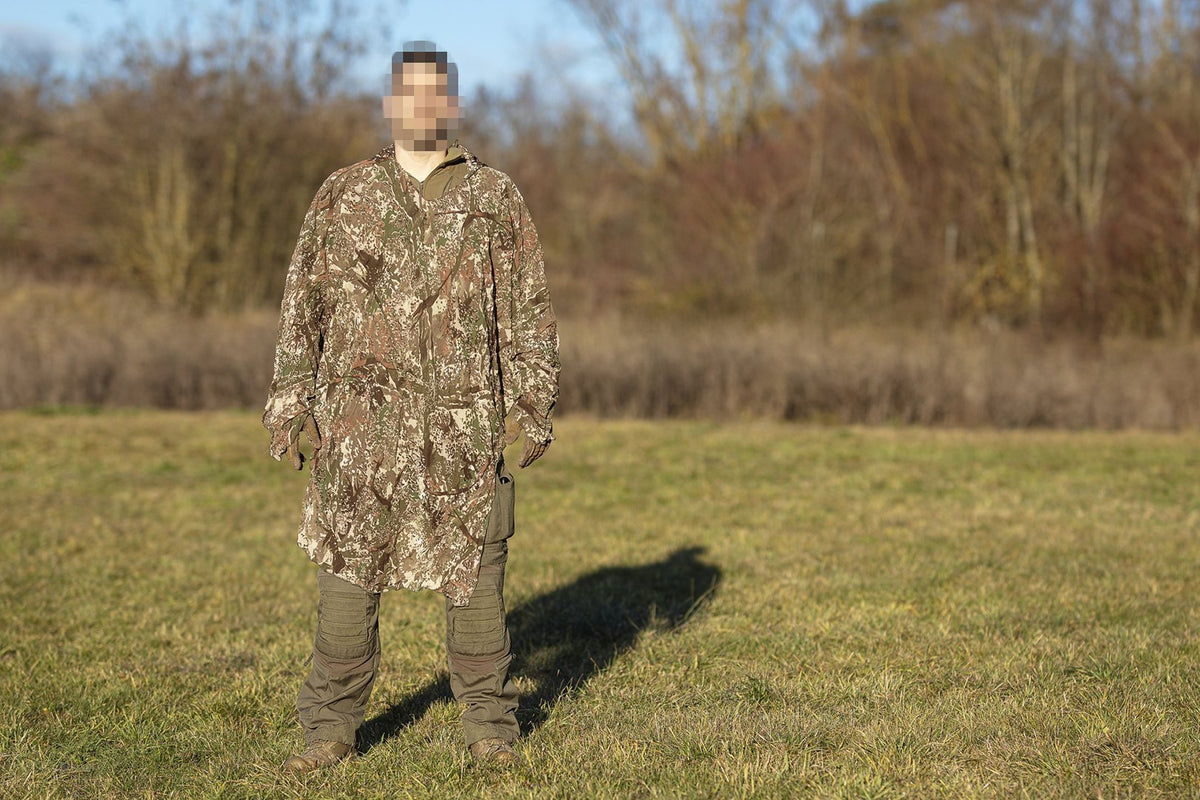 Ghosthood Compact-Poncho