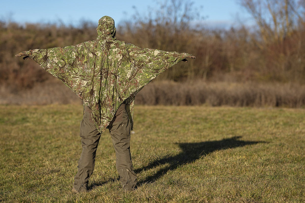 Ghosthood Compact-Poncho