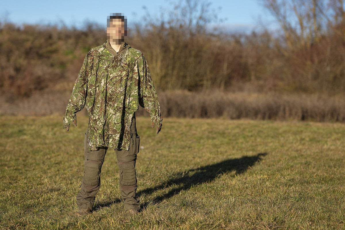 Ghosthood Compact-Poncho