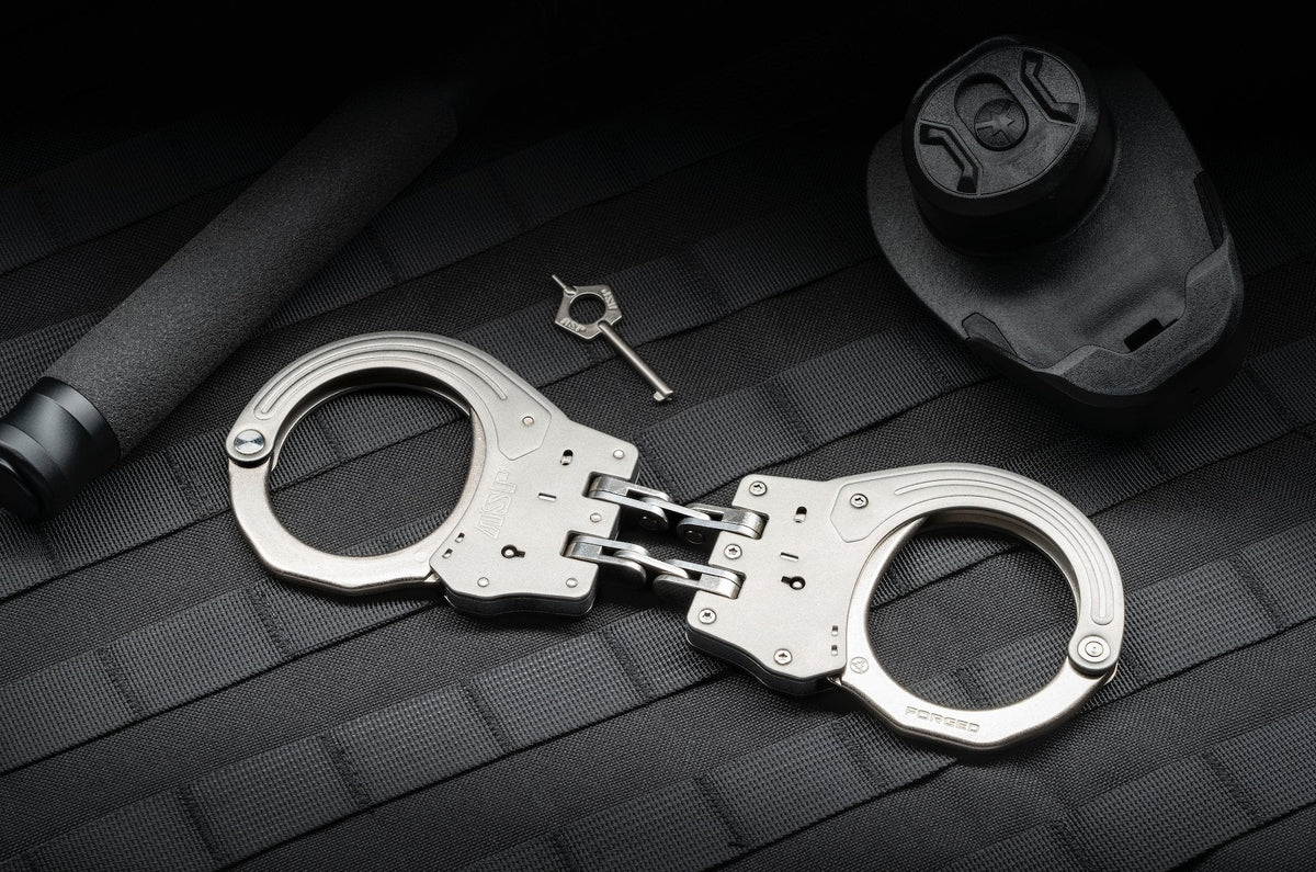 Menottes ASP Sentry avec articulation en acier