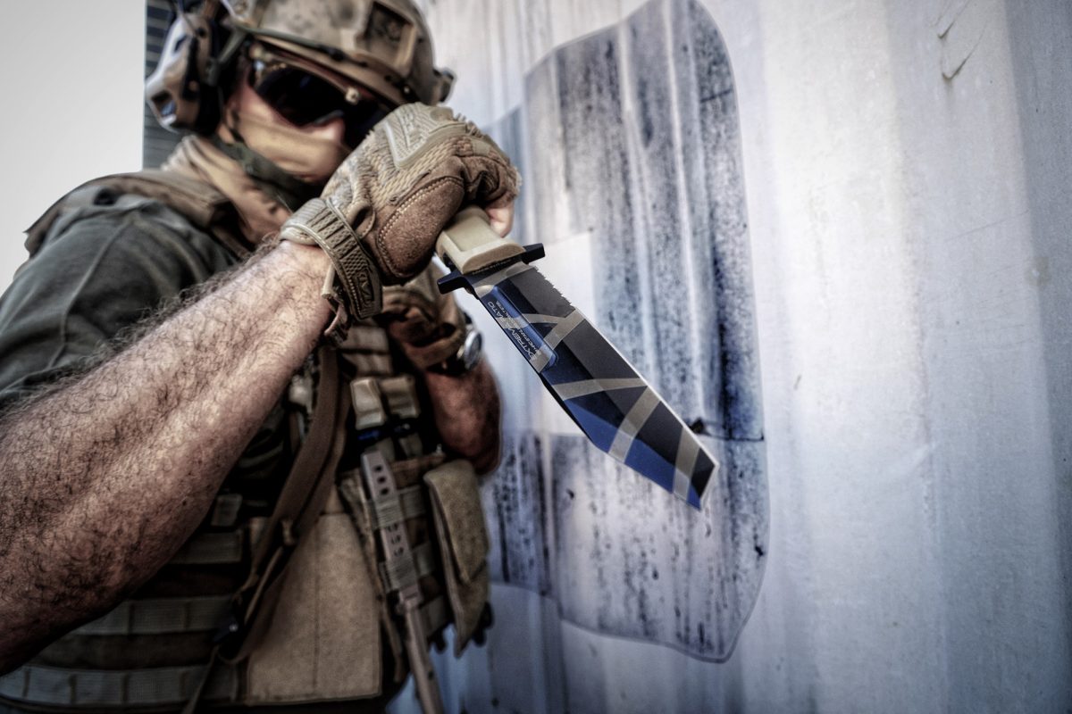 Couteau Extrema Ratio Fulcrum Desert Warfare
