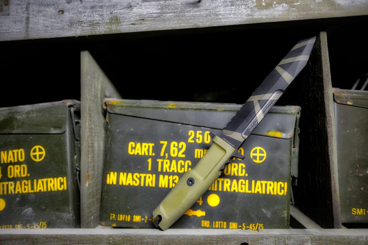 Couteau Extrema Ratio Fulcrum Desert Warfare