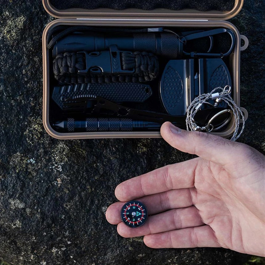 Highlander Survival Kit in wasserdichter Hartschalenbox