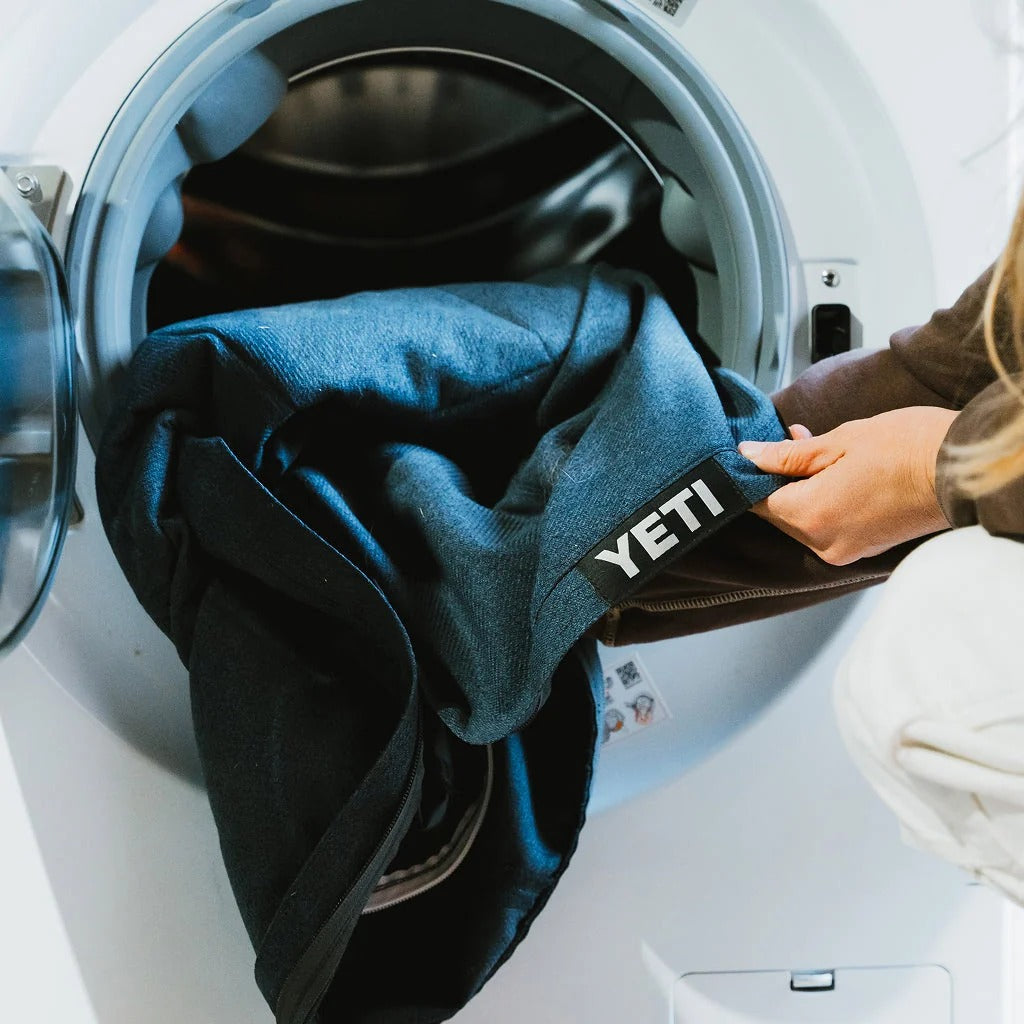 YETI® Boomer Hundebett Large - Navy