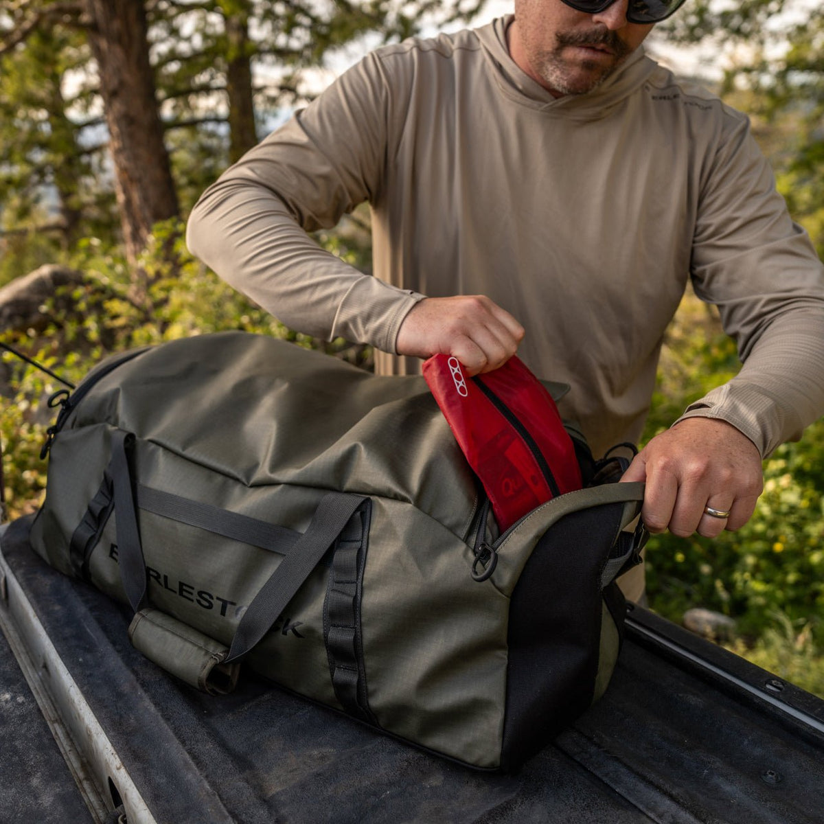 Eberlestock Hyllus Duffel 65 - Dry Earth