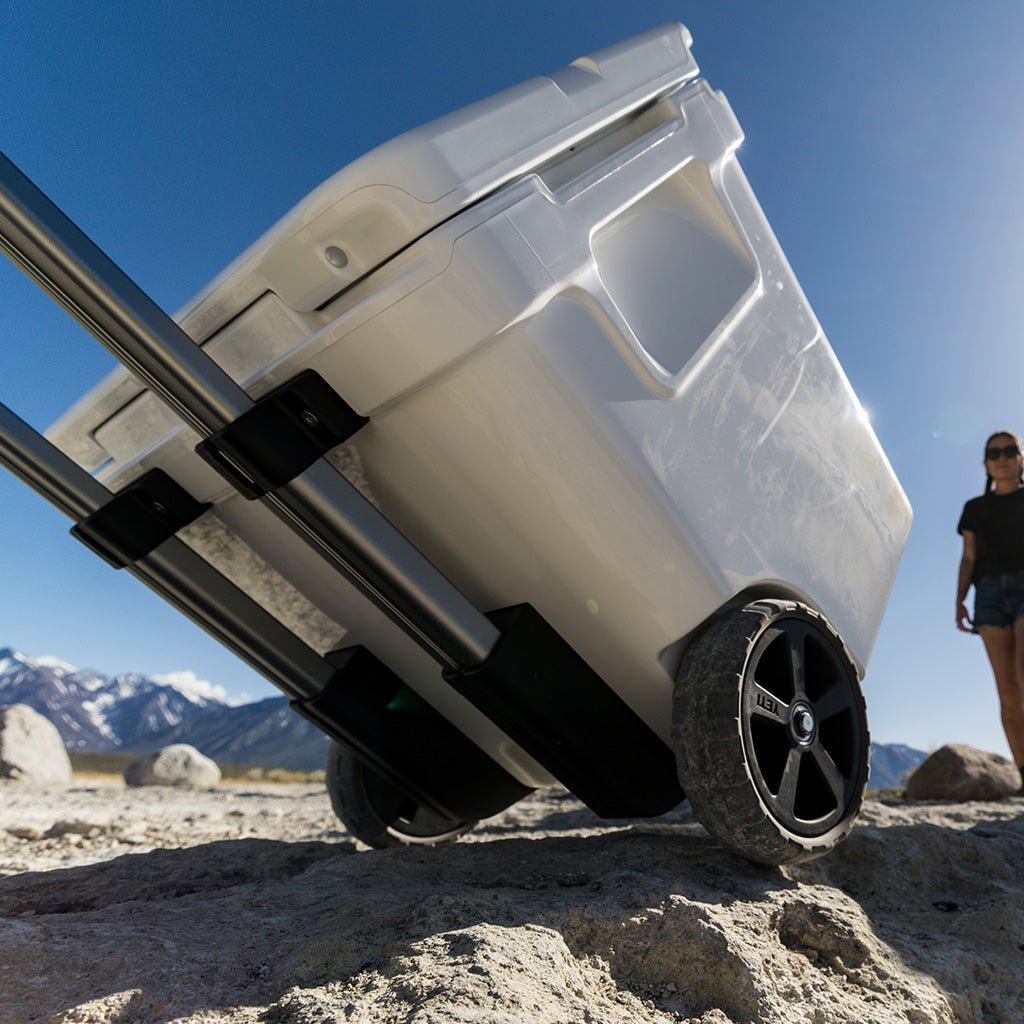 YETI® Kühlbox Roadie 48 - White