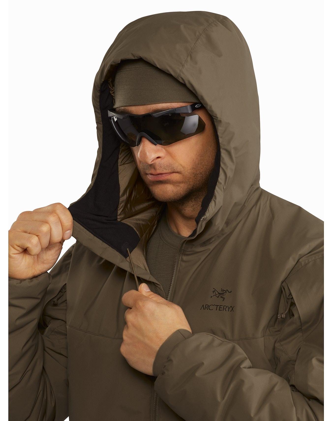 Giacca imbottita atom con cappuccio - Arc'teryx - Uomo Giacca imbottita atom con cappuccio - Arc'teryx - Uomo