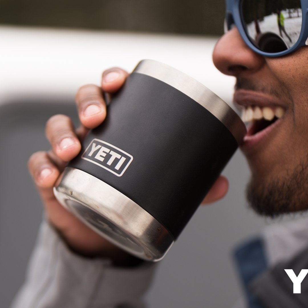 YETI® Becher Rambler 10 Oz Lowball - Black