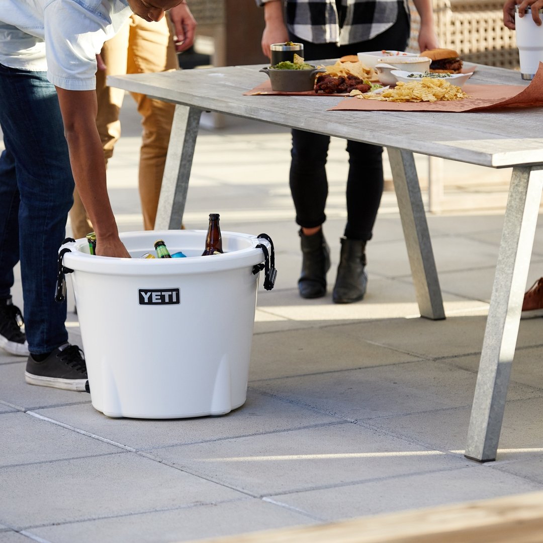 YETI® Tank 45 Insulated Ice Bucket - White
