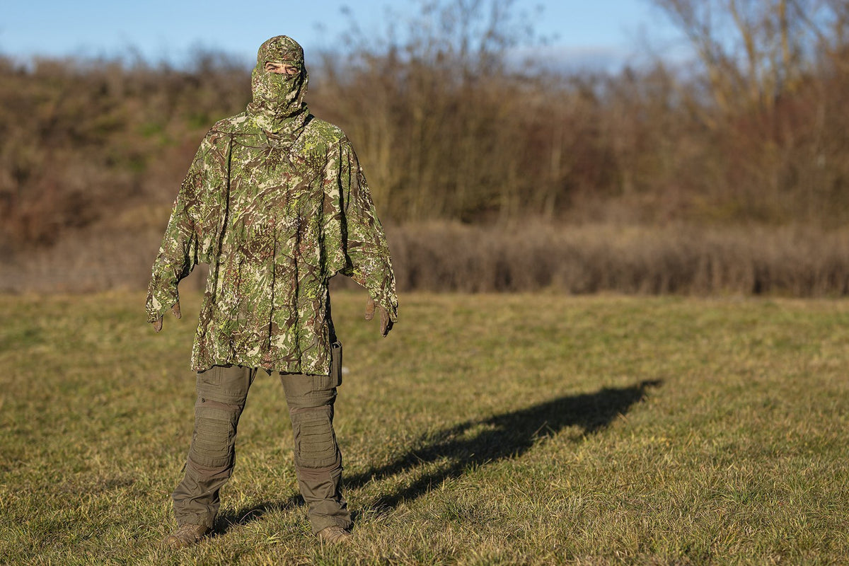 Ghosthood Compact-Poncho