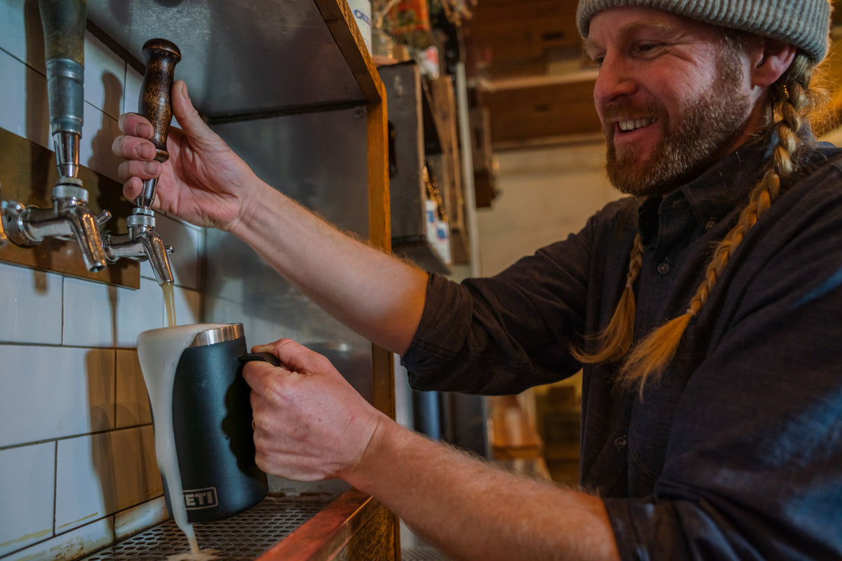 YETI® Krug Rambler 24 Oz - Black