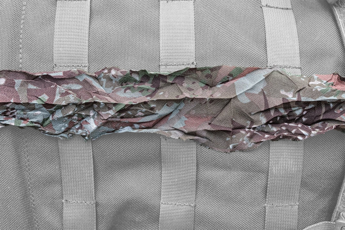 Ghosthood Strip8 Tarngirlande