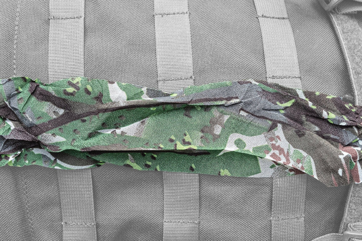 Ghosthood Strip8 Tarngirlande